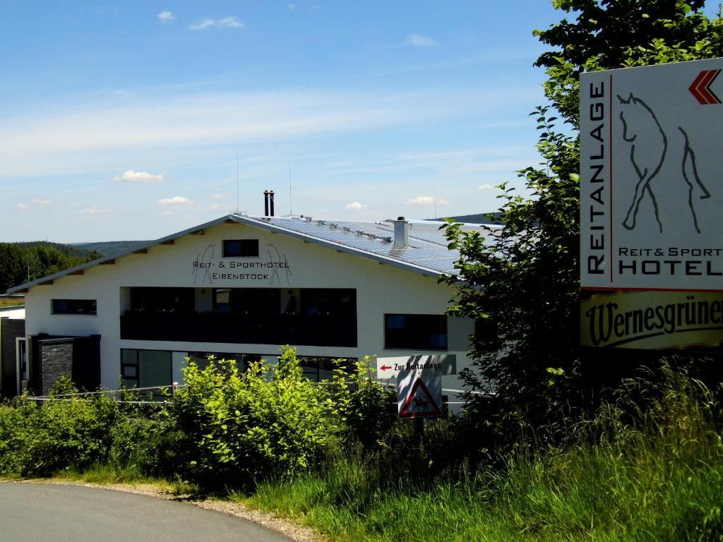 Reit- Und Sporthotel Eibenstock Exteriör bild